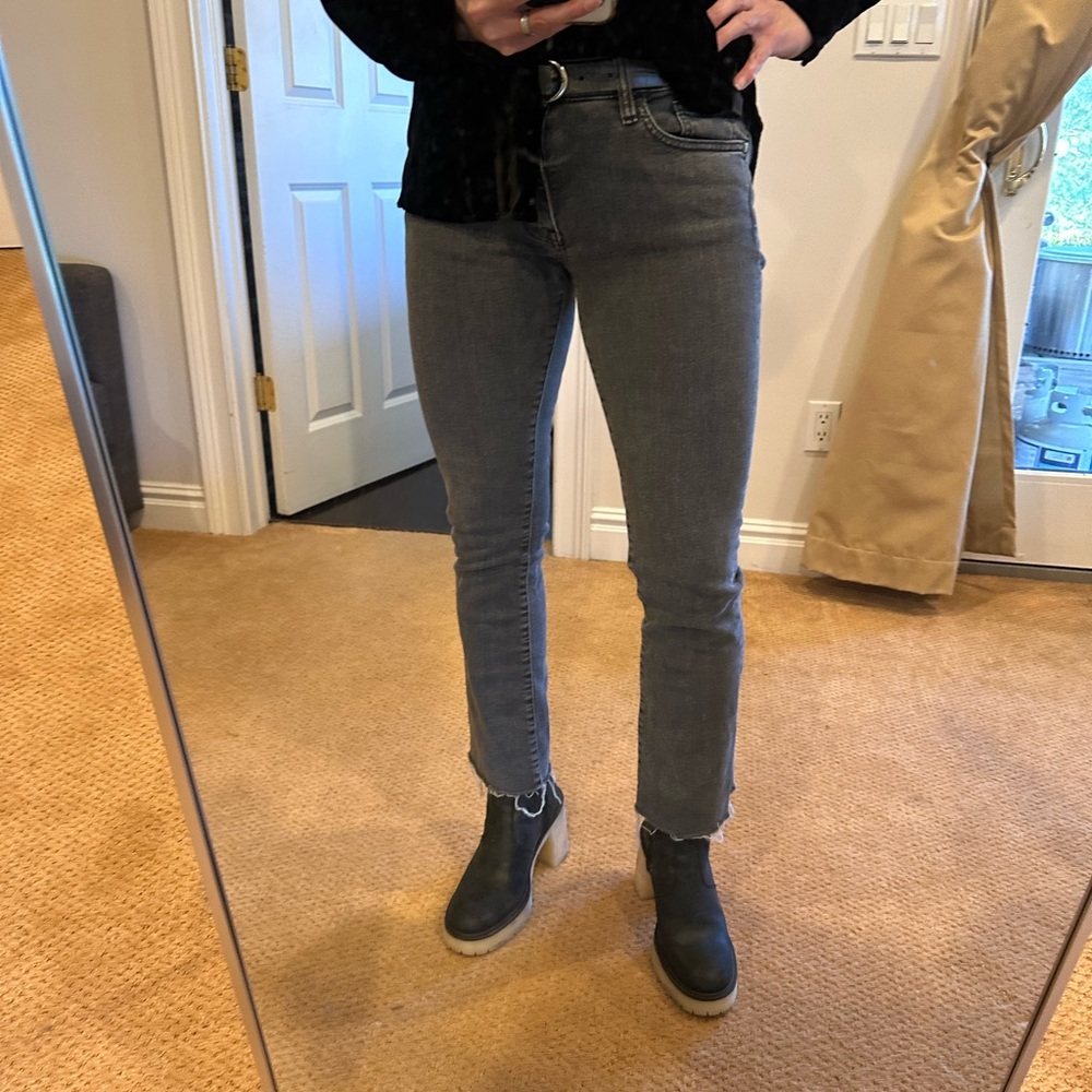 BASH size 28 blacksto (grey ish) nwt